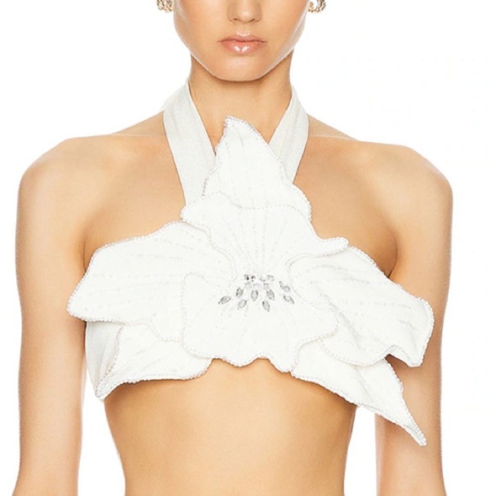 PatBO Flower Applique Halter Top Ivory White Floral 3D blouse crop Revolve NWT 6